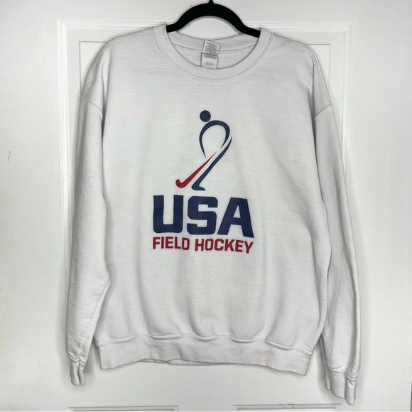Gildan Sweaters - USA Field Hockey • Vintage Crewneck